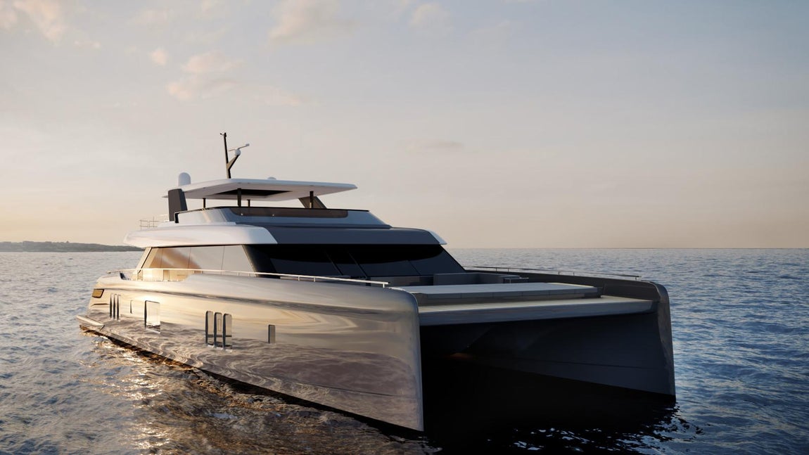 80 Sunreef Power. El nuevo navío tendrá  23,9 metros de eslora y 12 de manga. El casco está construido en acero inoxidable y sus cubiertas son de suela de teca