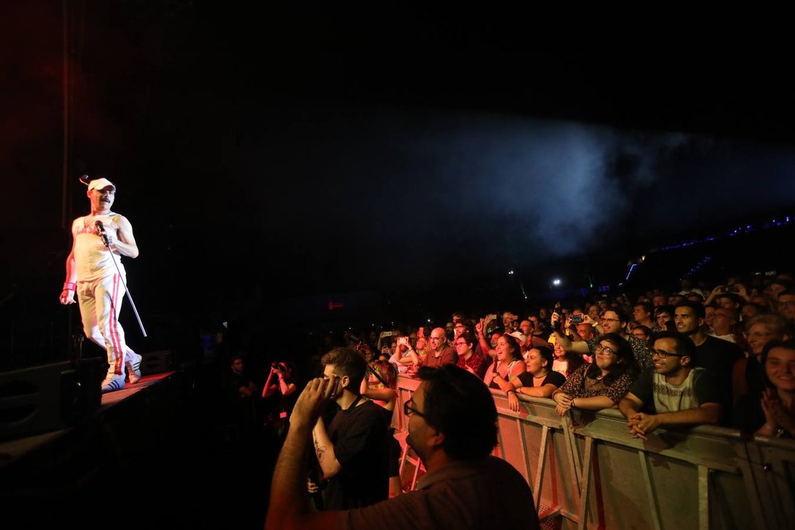 El recinto del ‘Concert Music Festival’ volvió a llenarse para el espectáculo ‘God Save the Queen’.