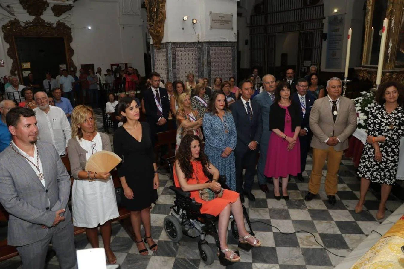 Fotos: El Nazareno impone las medallas de hermanos natos a los nuevos miembros de la corporación municipal de Cádiz