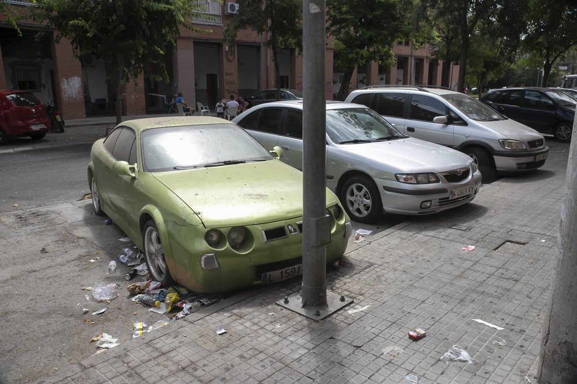 Un día en el barrio cordobés de Las Moreras, en imágenes