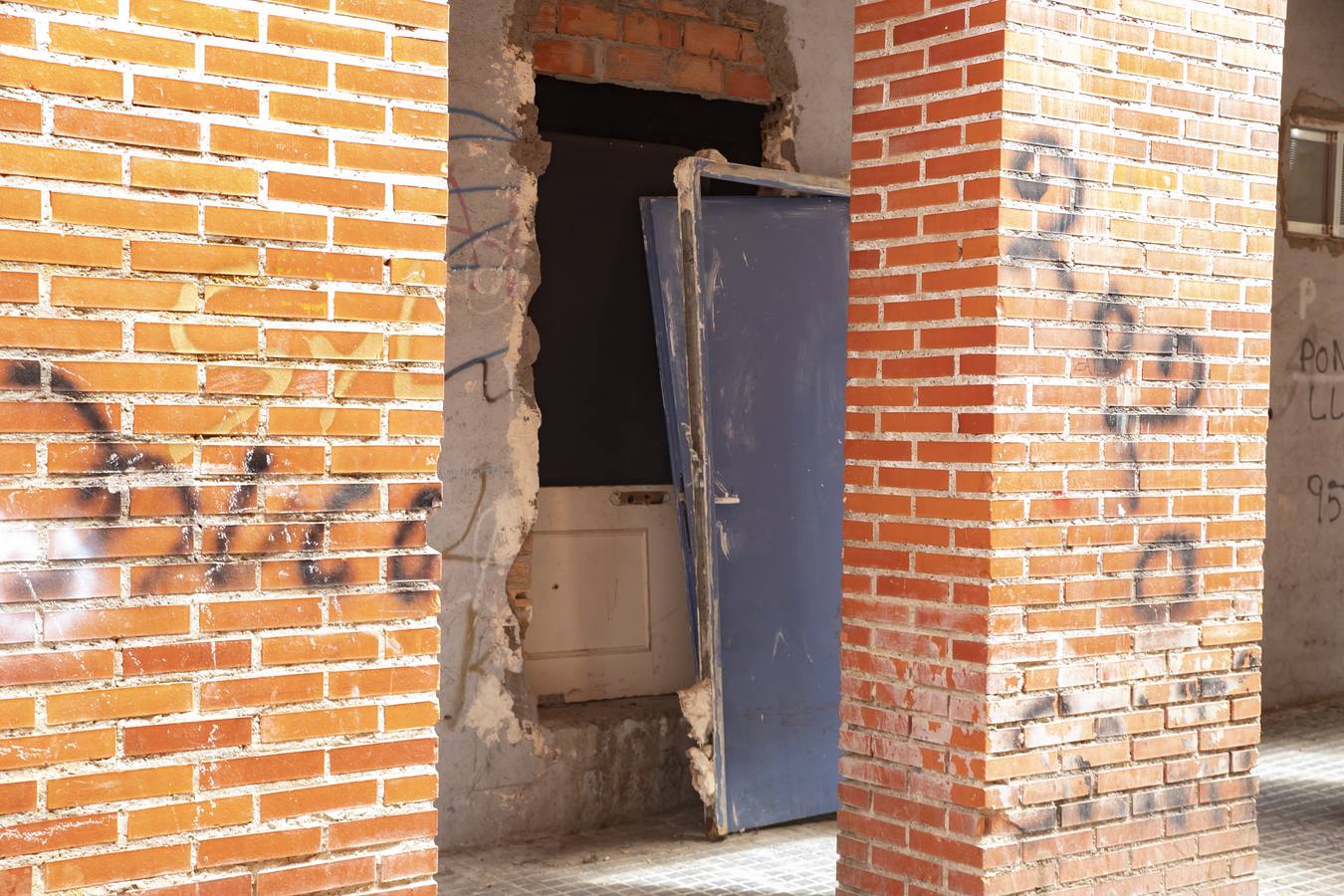 Un día en el barrio cordobés de Las Moreras, en imágenes