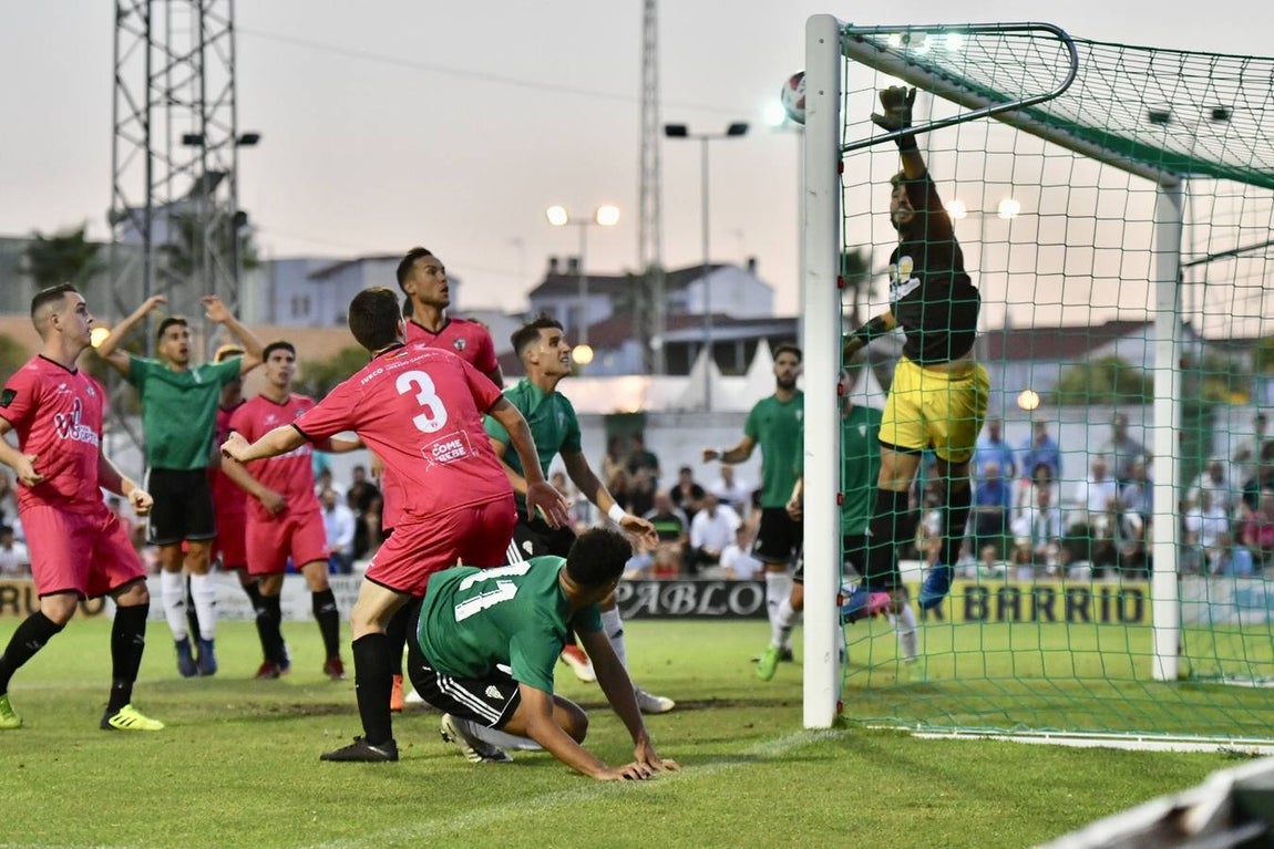El CD Pozoblanco-Córdoba CF, en imágenes