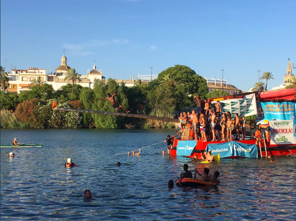 #VeláTrianaABC: todas las fotos de los lectores en la Velá de Santa Ana