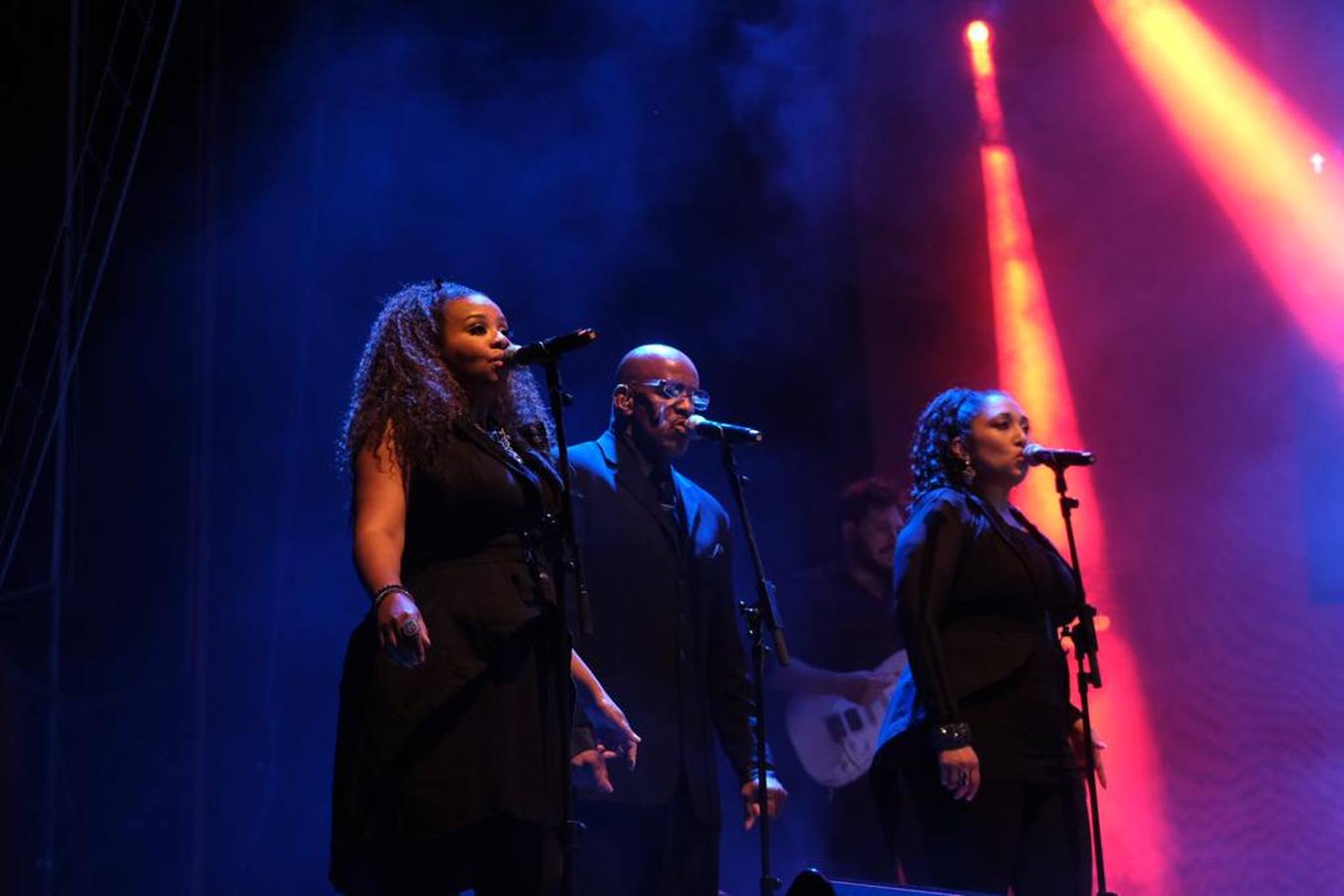 FOTOS: Gloria Gaynor, la reina de la música disco brilla en Chiclana