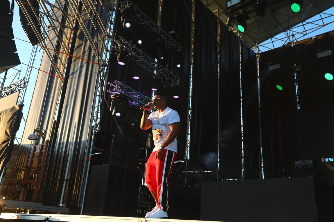 FOTOS: La primera noche de Puro Latino incendia El Puerto