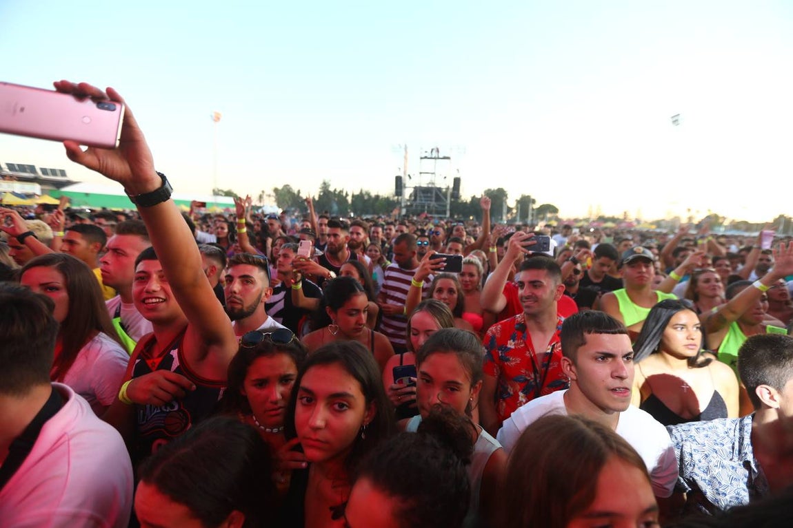 FOTOS: La primera noche de Puro Latino incendia El Puerto