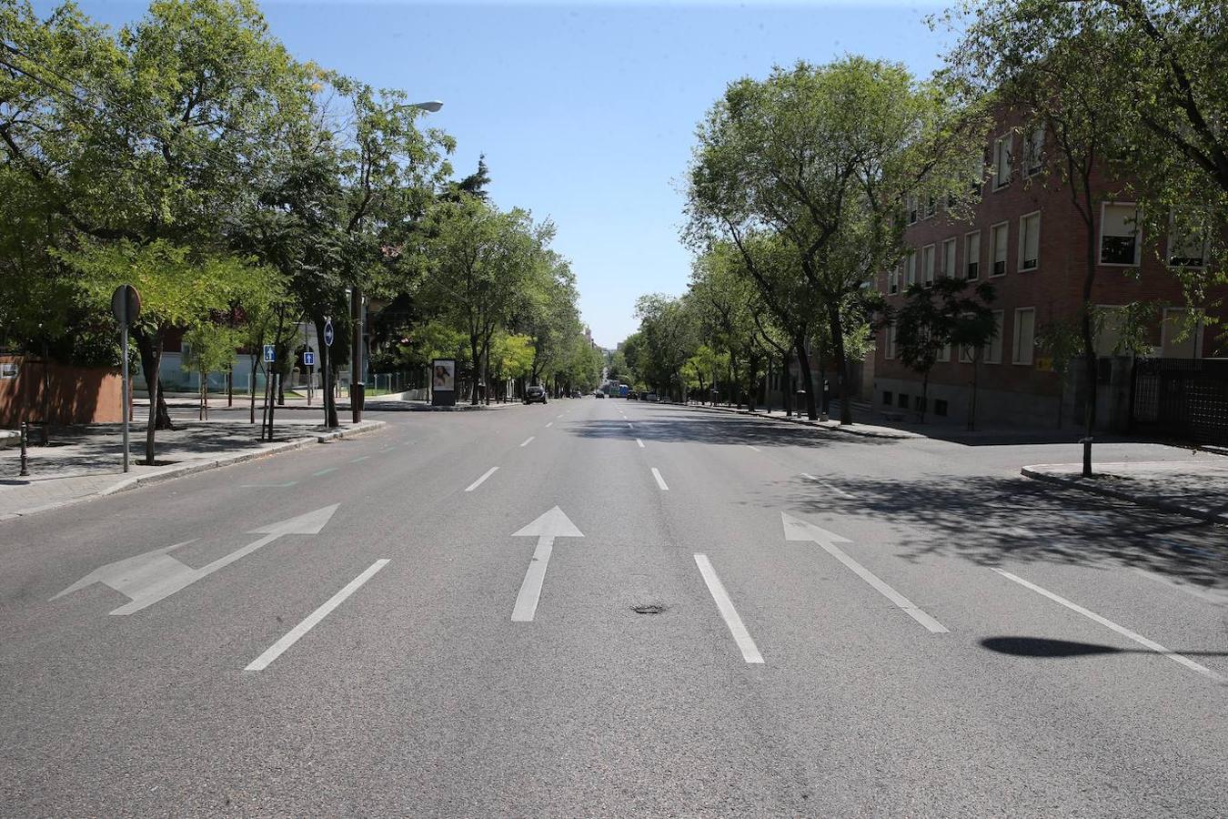 Madrid, vacío en agosto y sin coches en las avenidas