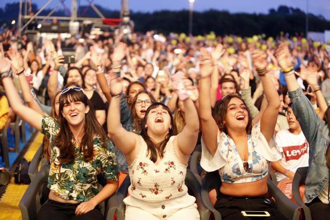 Aitana hizo vibrar a sus fans en Sanxenxo. 