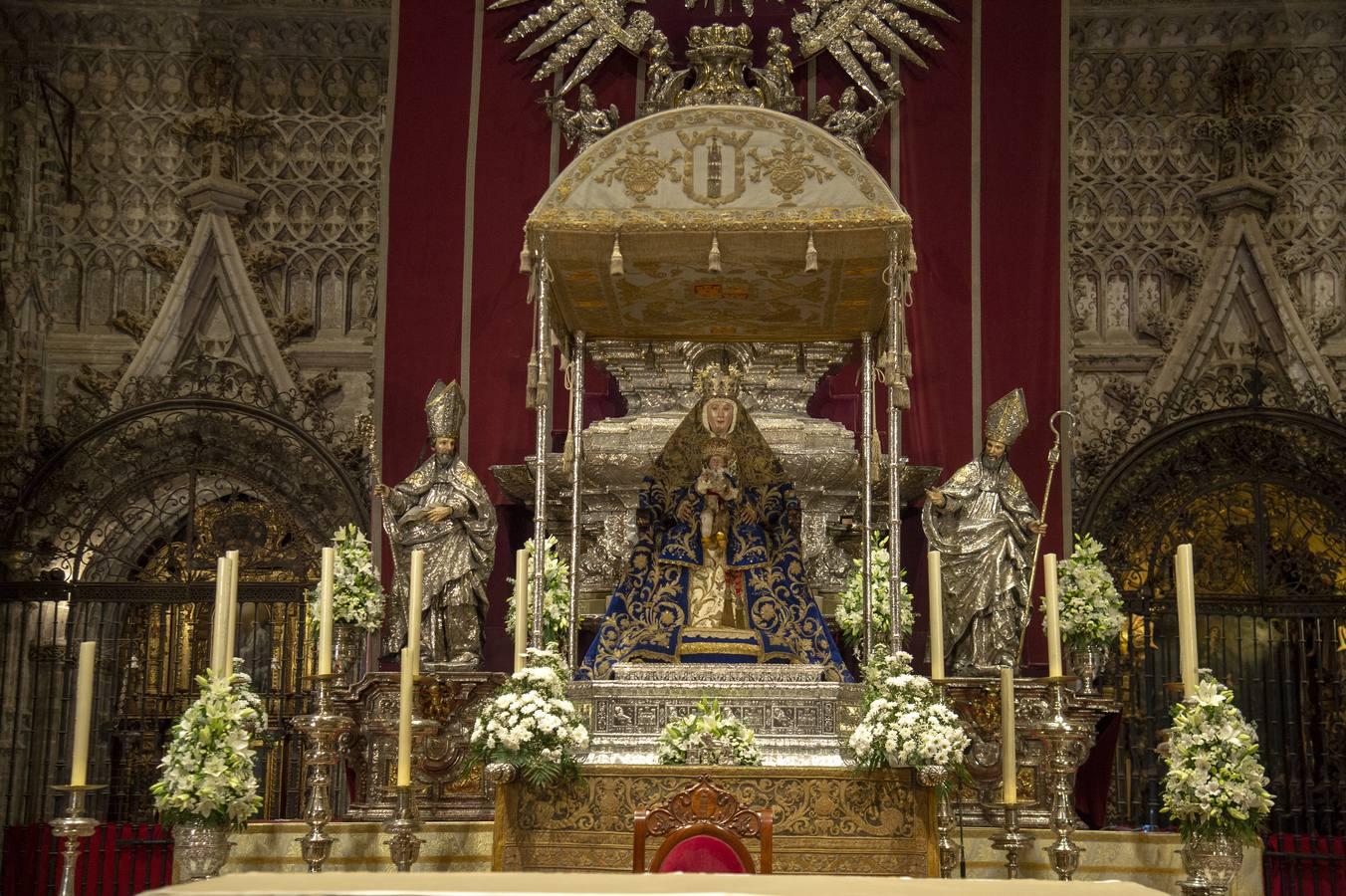 La Virgen de los Reyes en el altar del Jubileo