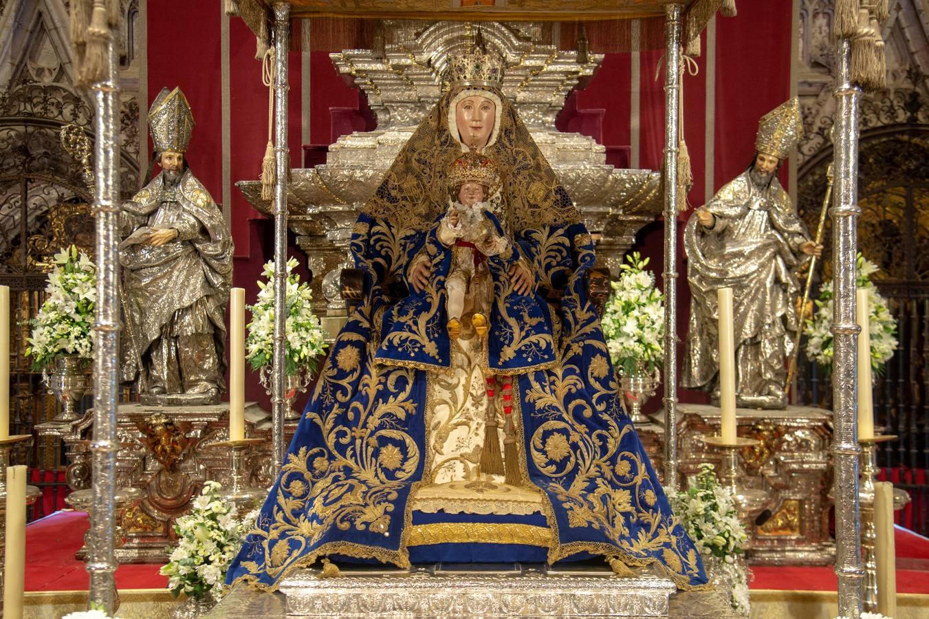 La Virgen de los Reyes en el altar del Jubileo