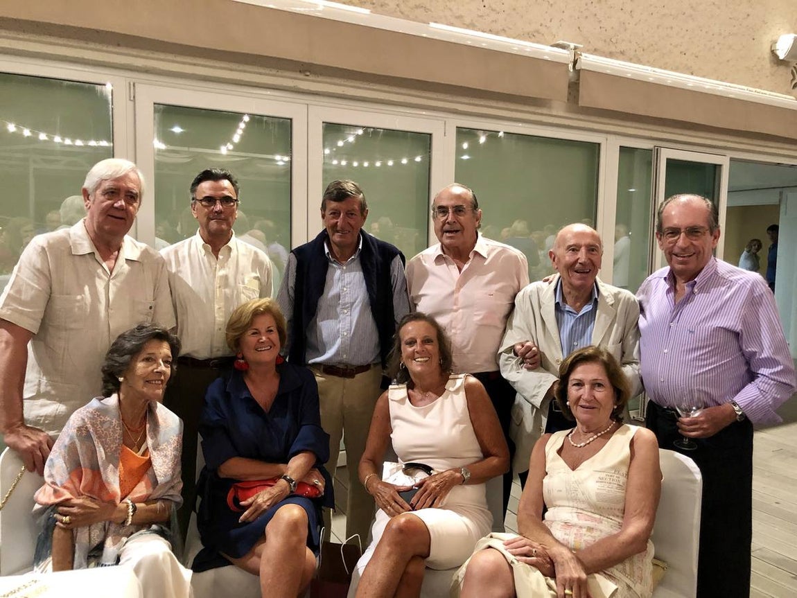 Guillermo Barquín, Rafael Navas Vázquez, Antonio Araguas, José Javier Cavedas, José Antonio Escobar, Ángel Ruiz, Pilar Corbiz, Elena Orbea, Pime Meirás y Pilar Fernández.