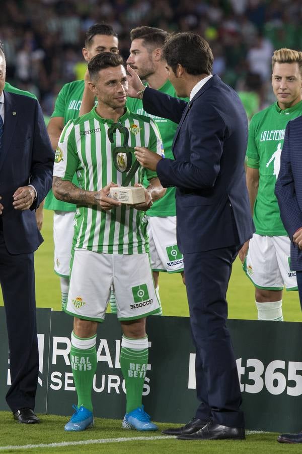 Las mejores imágenes del encuentro amistoso entre el Real Betis y la Unión Deportiva Las Palmas (1-0)