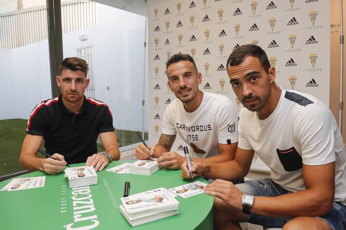 Así es la nueva equipación del Córdoba CF, en imágenes
