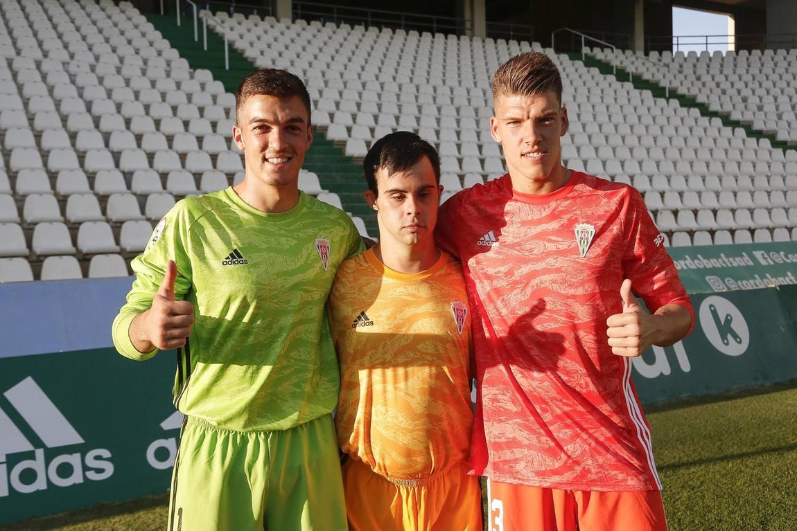 Así es la nueva equipación del Córdoba CF, en imágenes