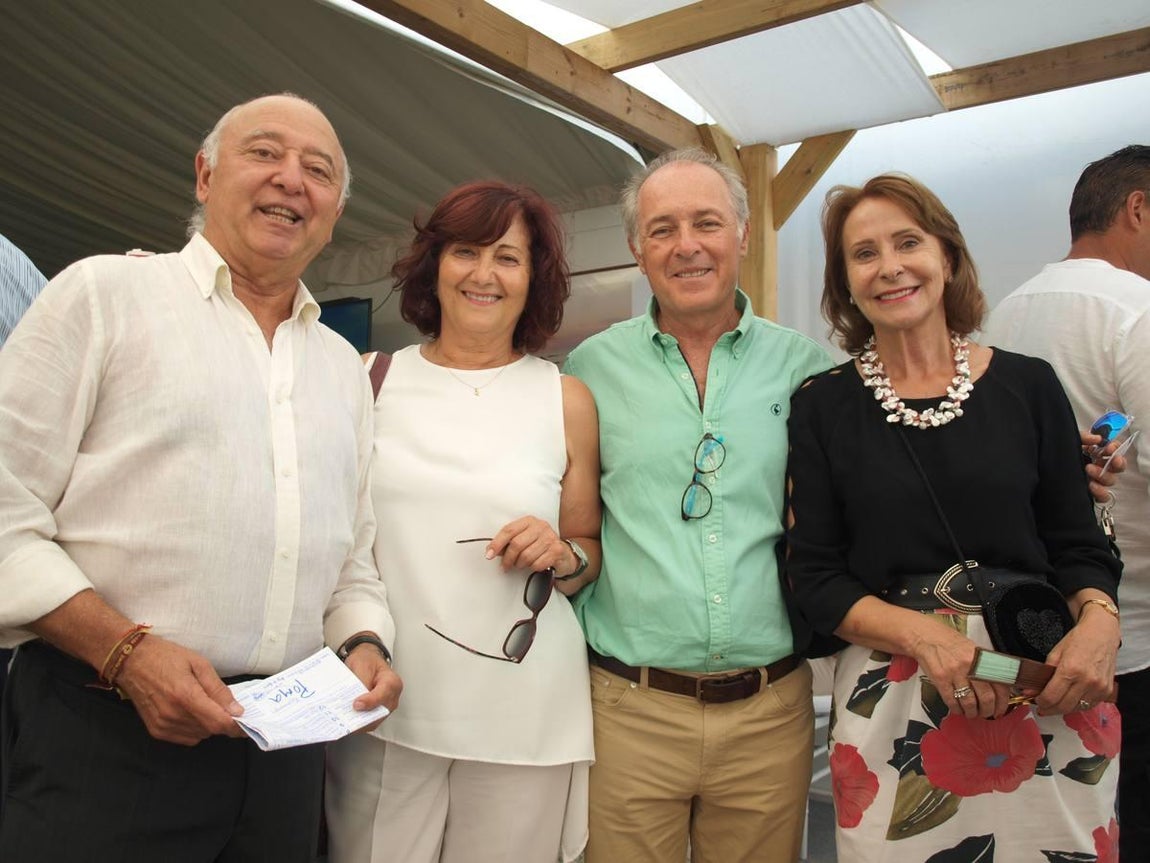 Miguel Sánchez-Delage, Amelia Sanz, el cantante José Manuel Soto y Asunción Cornejo. 