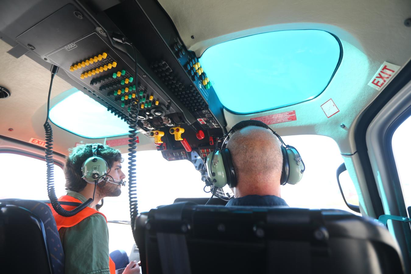 Fotos: Así vigila el helicóptero de la DGT las carreteras de Cádiz