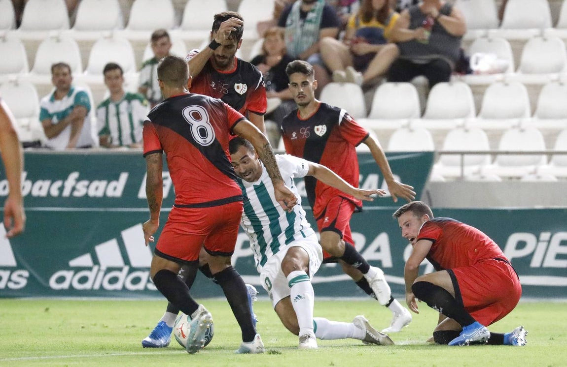 El Córdoba-Rayo Vallecano, en imágenes