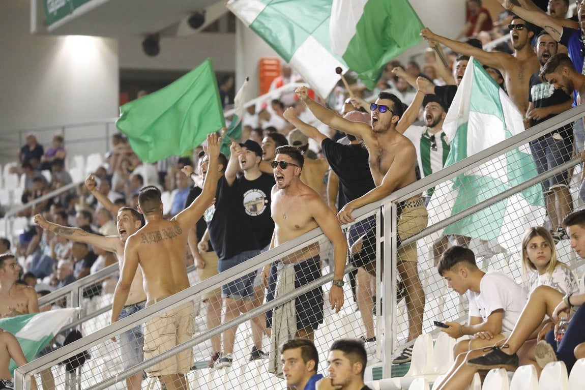 El Córdoba-Rayo Vallecano, en imágenes