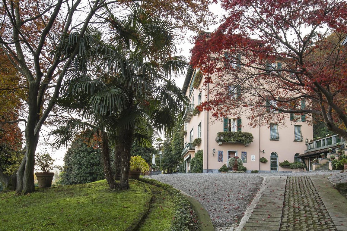 Villa Mondadori. Era propiedad de la dinastía editorial en el Lago Maggiore y su valor no sólo engorda por las dimensiones, su situación privilegiada y el lujo de su arquitectura sino de la historia que la nutre