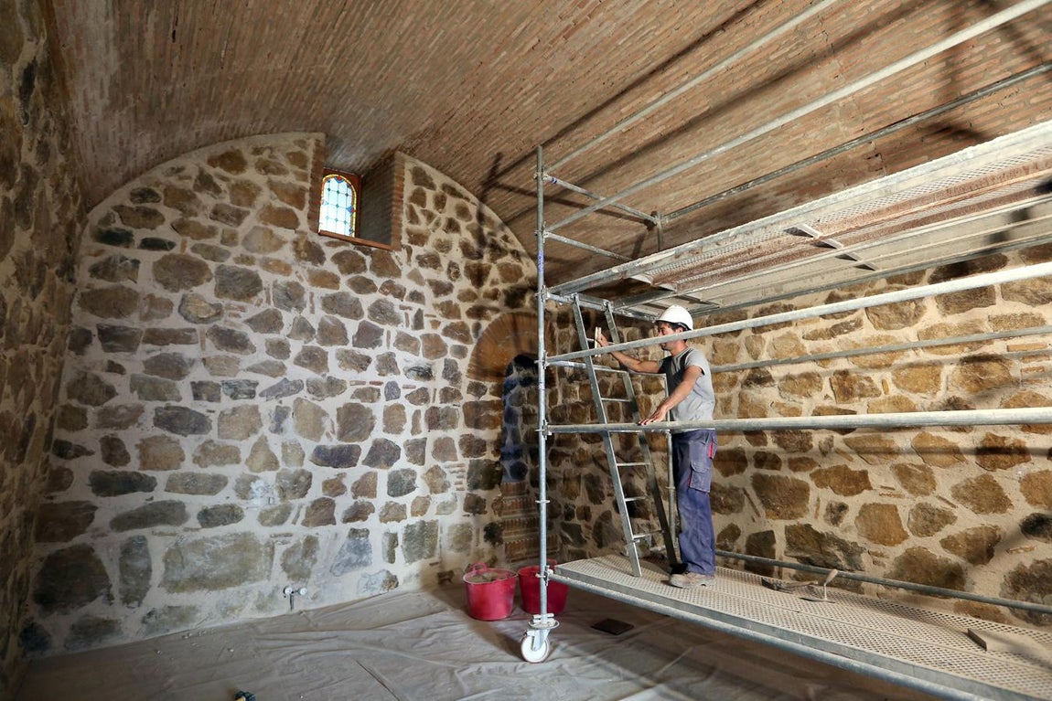 Las obras de la Torre del Hierro, en imágenes