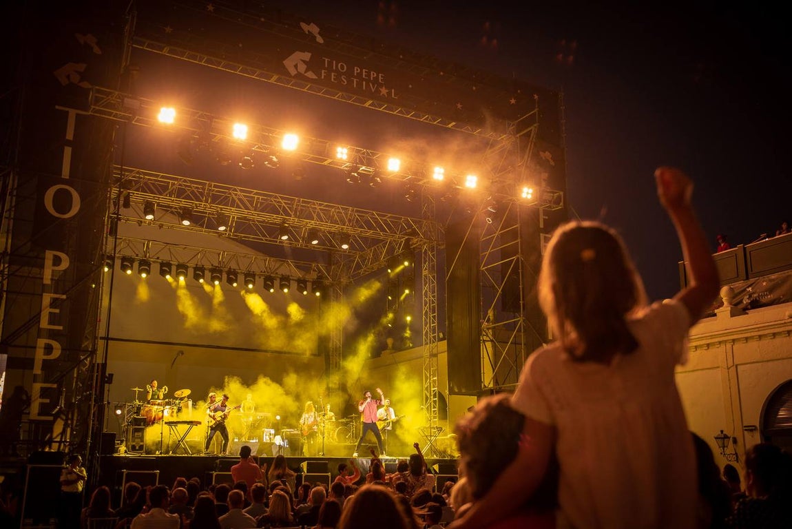 El concierto de Álvaro Soler en el Tío Pepe Festival, en imágenes