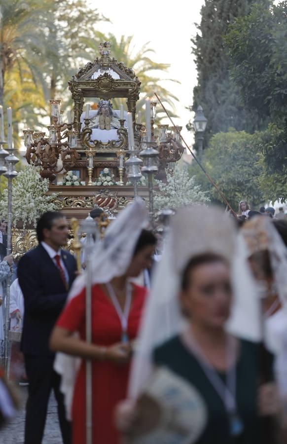 La procesión de la Virgen del Tránsito, en imágenes