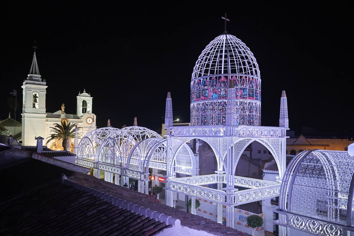 En imágenes, así es la catedral efímera de Almonte