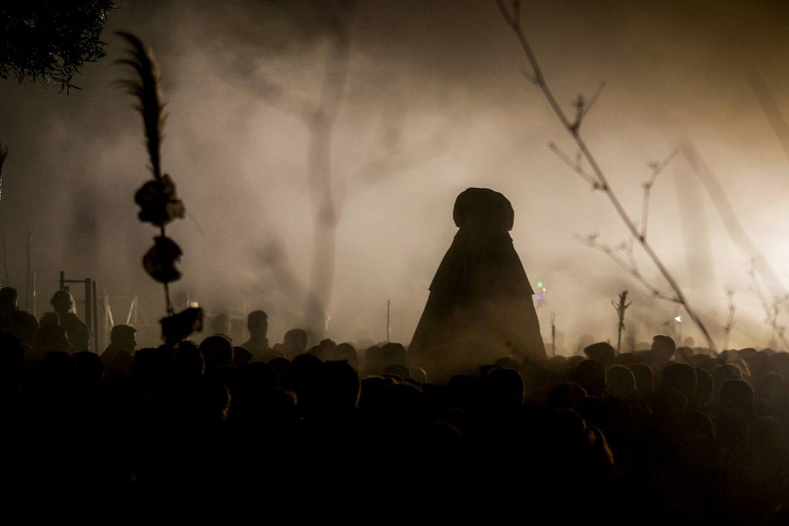 En imágenes, el traslado de la Virgen del Rocío hasta su pueblo de Almonte