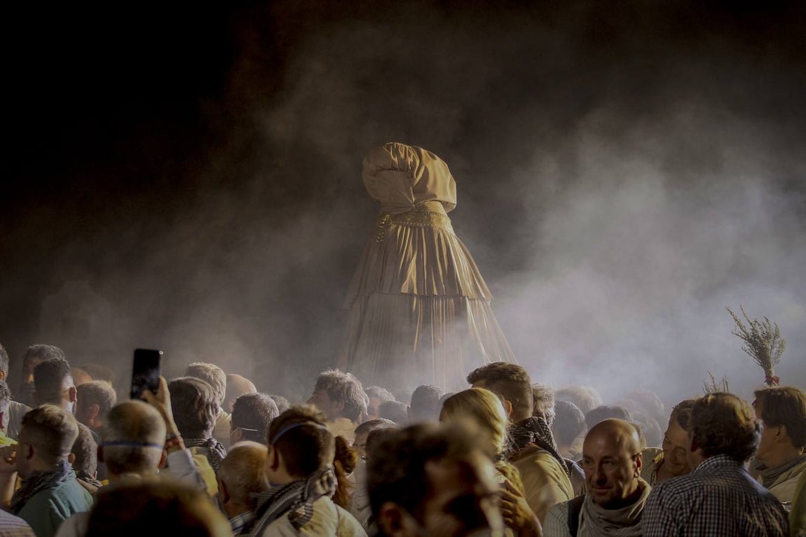 En imágenes, el traslado de la Virgen del Rocío hasta su pueblo de Almonte