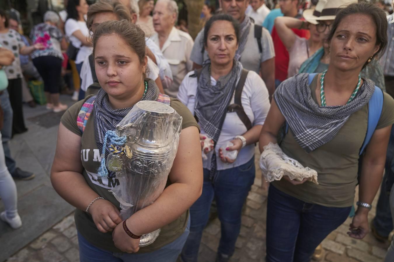 En imágenes, la llegada de la Virgen del Rocío a la parroquia almonteña