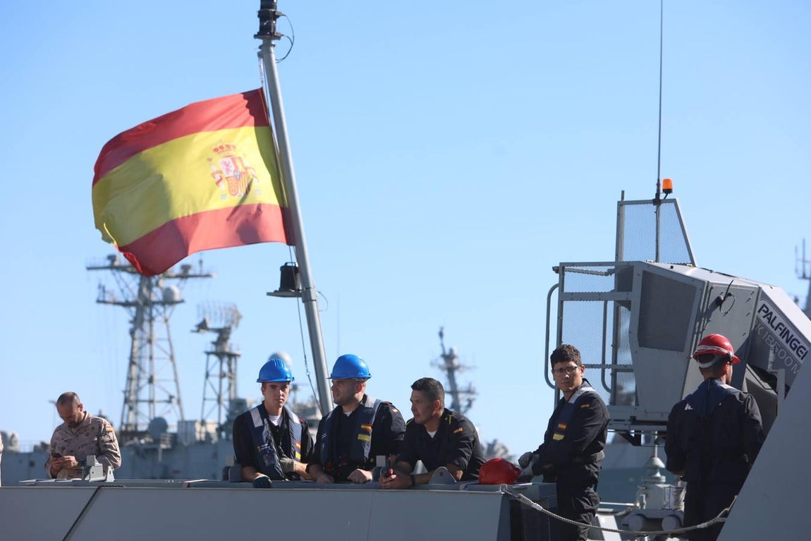 El &#039;Audaz&#039; zarpa de Rota para hacerse cargo de los migrantes del &#039;Open Arms&#039;