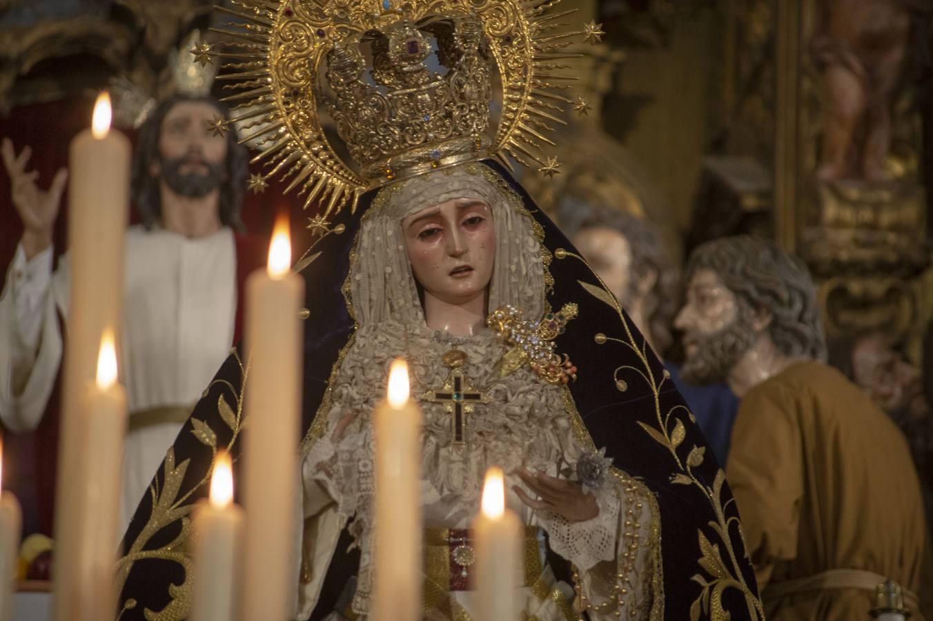 La Cena celebra el día de la Realeza de María