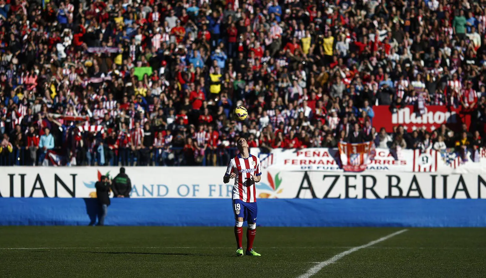 Torres volvió al Atlético a finales de 2014. Su presentación abarrotó el Vicente Calderón. 