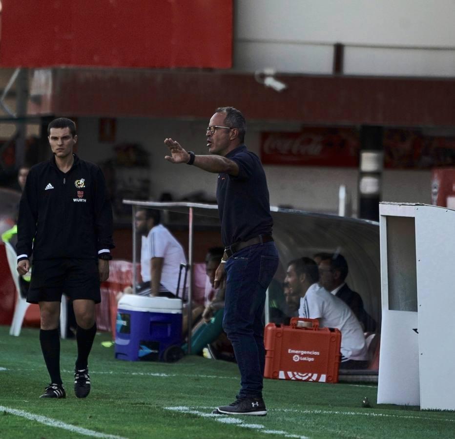 Las mejores imágenes del CD Mirandés-Cádiz CF