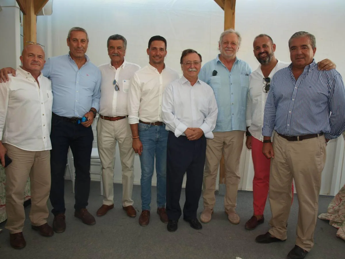 Francisco Remesal, José Luis Alonso, Francisco Marfil, Daniel Caballero, Juan Vivas, duque de Medina Sidonia, Guillermo Marchante y Juan Marmolejo