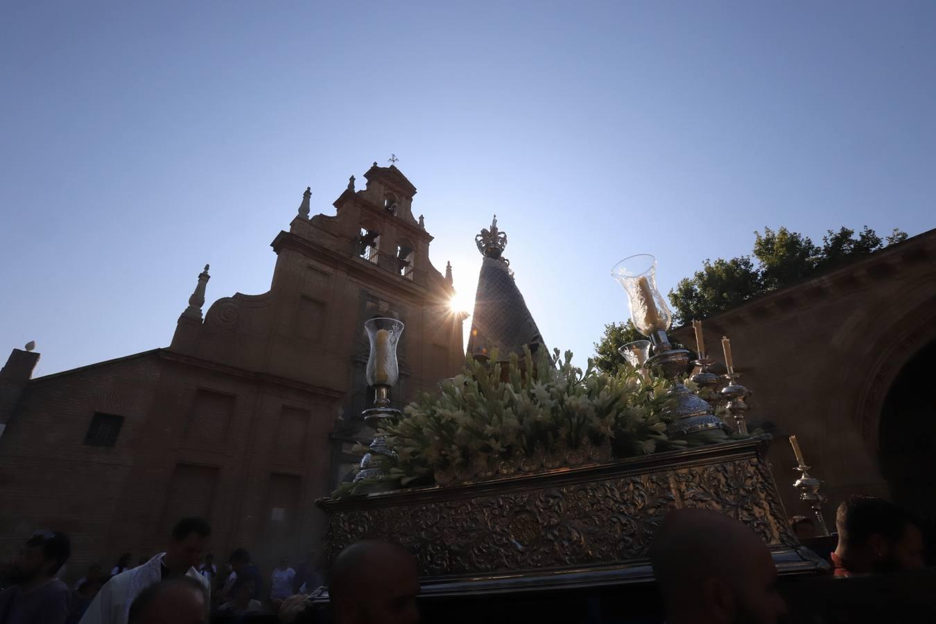 La visita de la Virgen de la Fuensanta a los templos de Córdoba, en imágenes