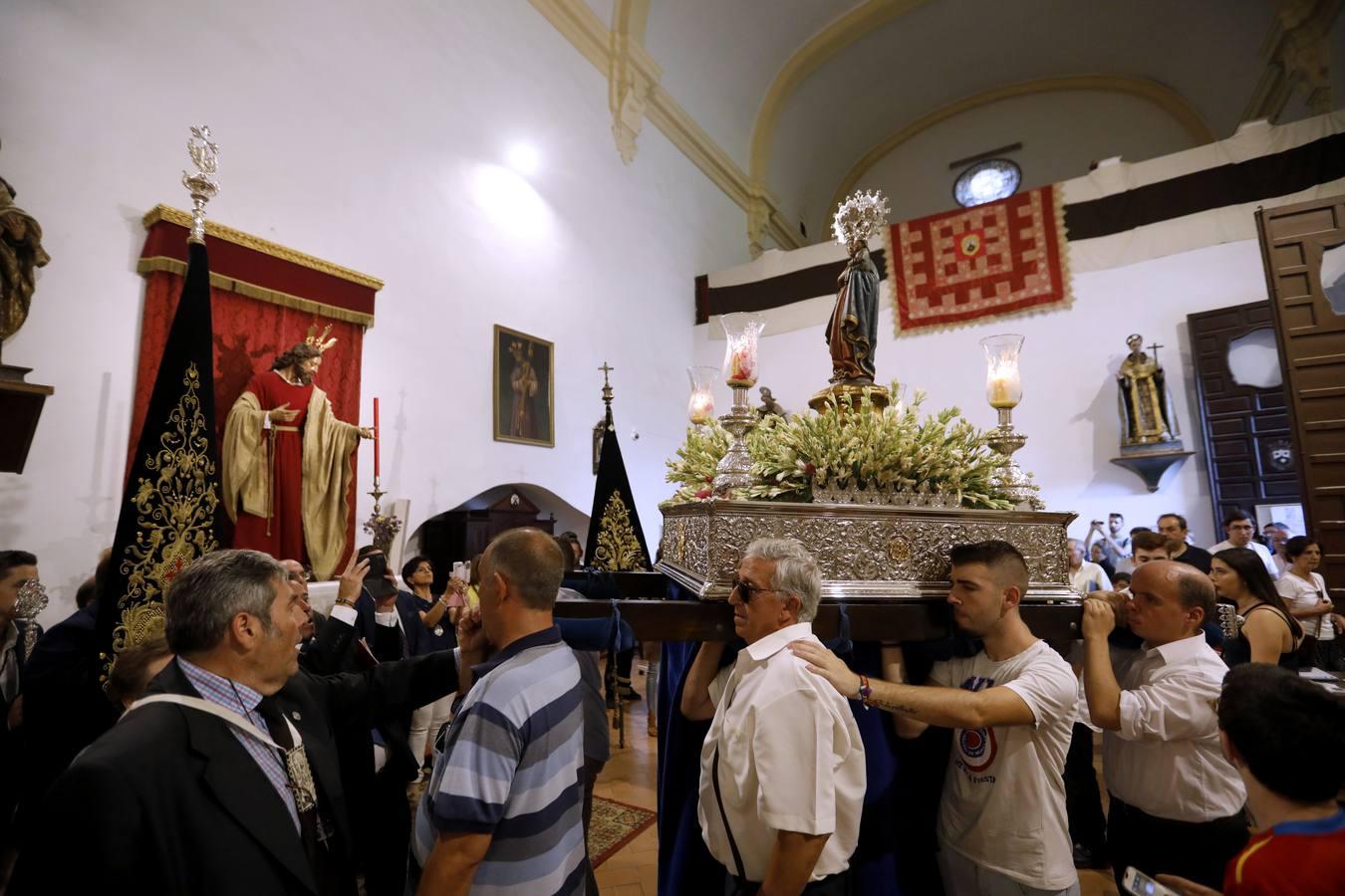 El traslado de la Fuensanta al Carmen de Puerta Nueva, en imágenes