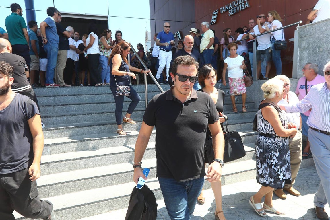 FOTOS: Íntimo y emocionado adiós a Manolo Santander