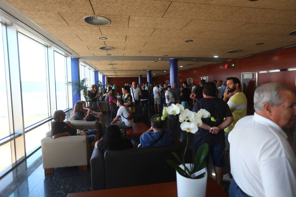 FOTOS: Íntimo y emocionado adiós a Manolo Santander