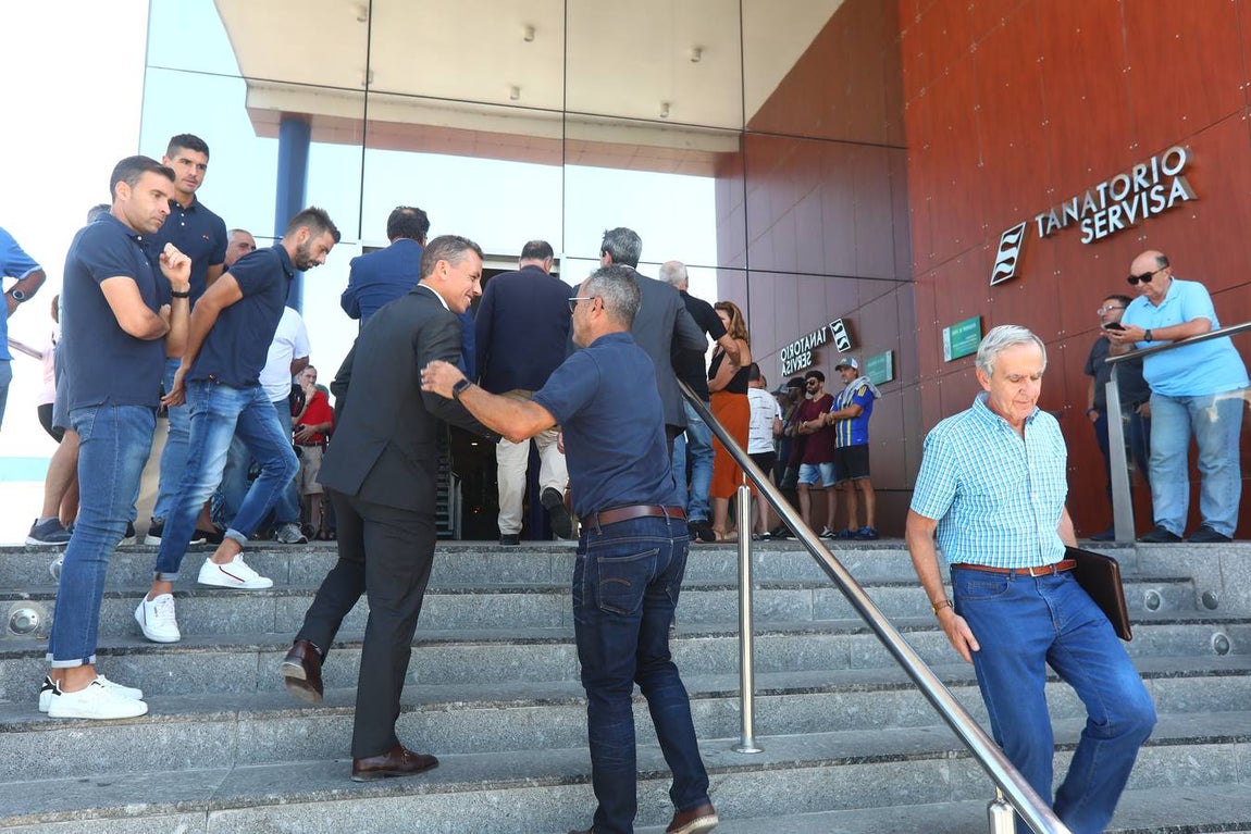 FOTOS: Íntimo y emocionado adiós a Manolo Santander