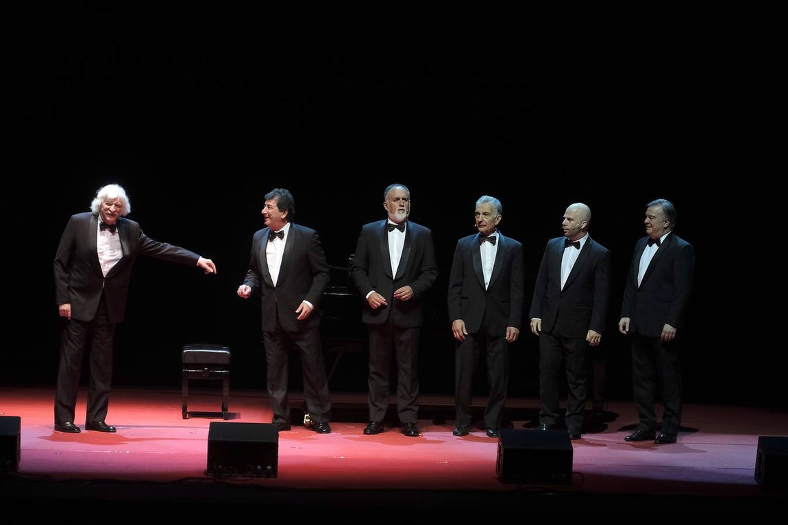 En imágenes, Les Luthiers abre la temporada del Maestranza