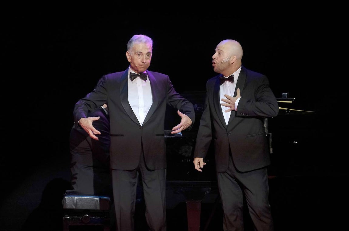 En imágenes, Les Luthiers abre la temporada del Maestranza