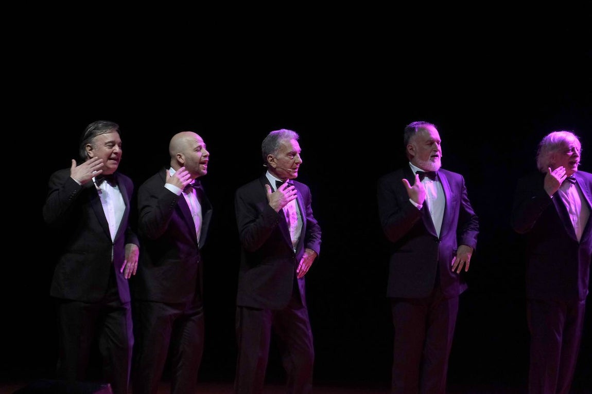 En imágenes, Les Luthiers abre la temporada del Maestranza