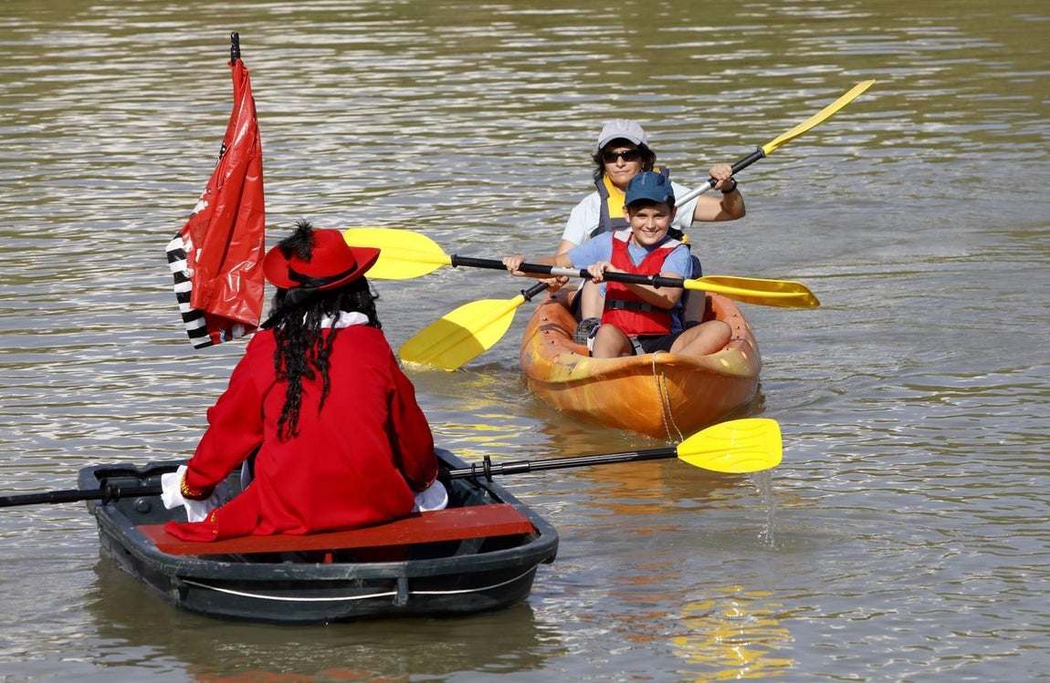 Piraguas y fruta gratis en la Velá de la Fuensanta de Córdoba