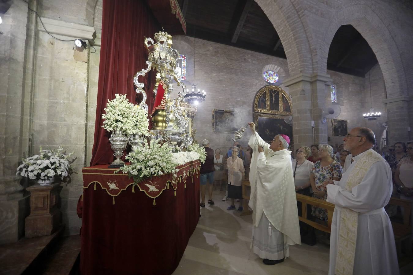 La misa de la Fuensanta, en imágenes