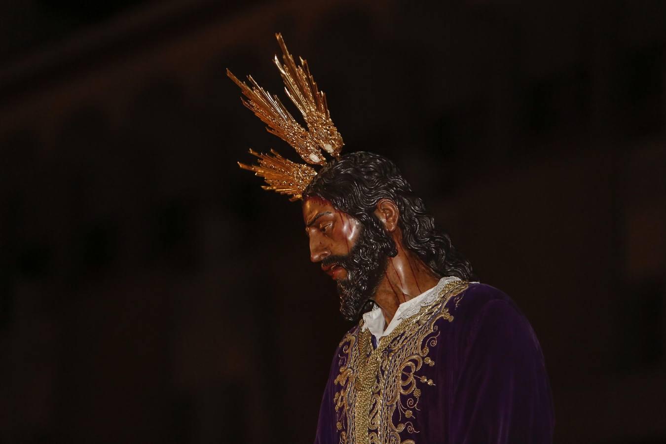 Los via crucis de la Sangre y la Agonía de la Magna de Córdoba, en imágenes