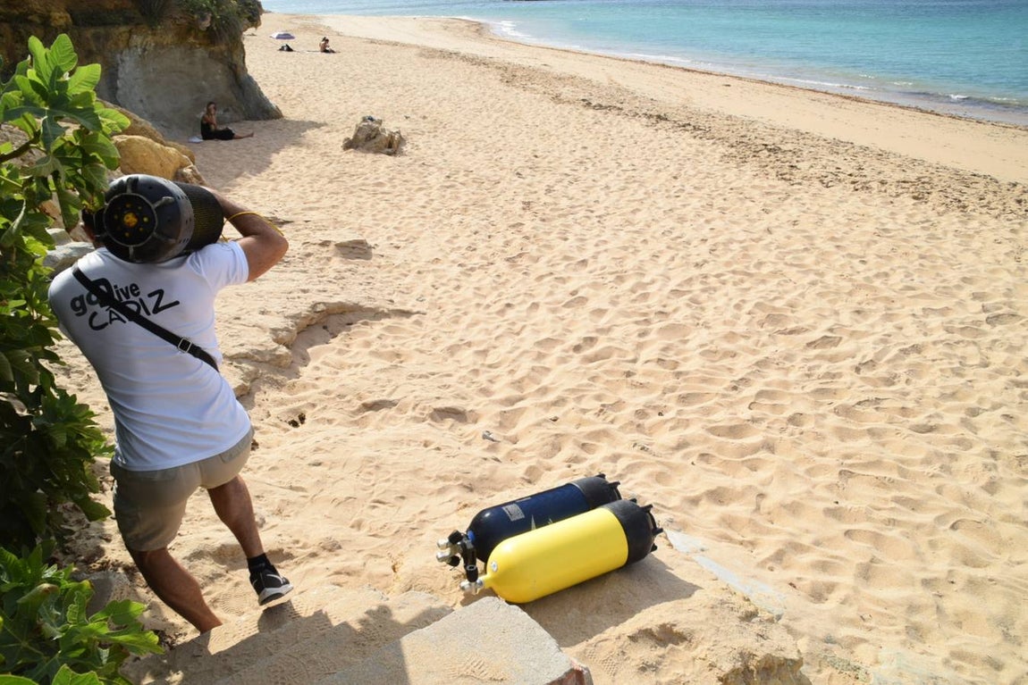 En Fotos, la búsqueda del desaparecido en los Caños de Meca