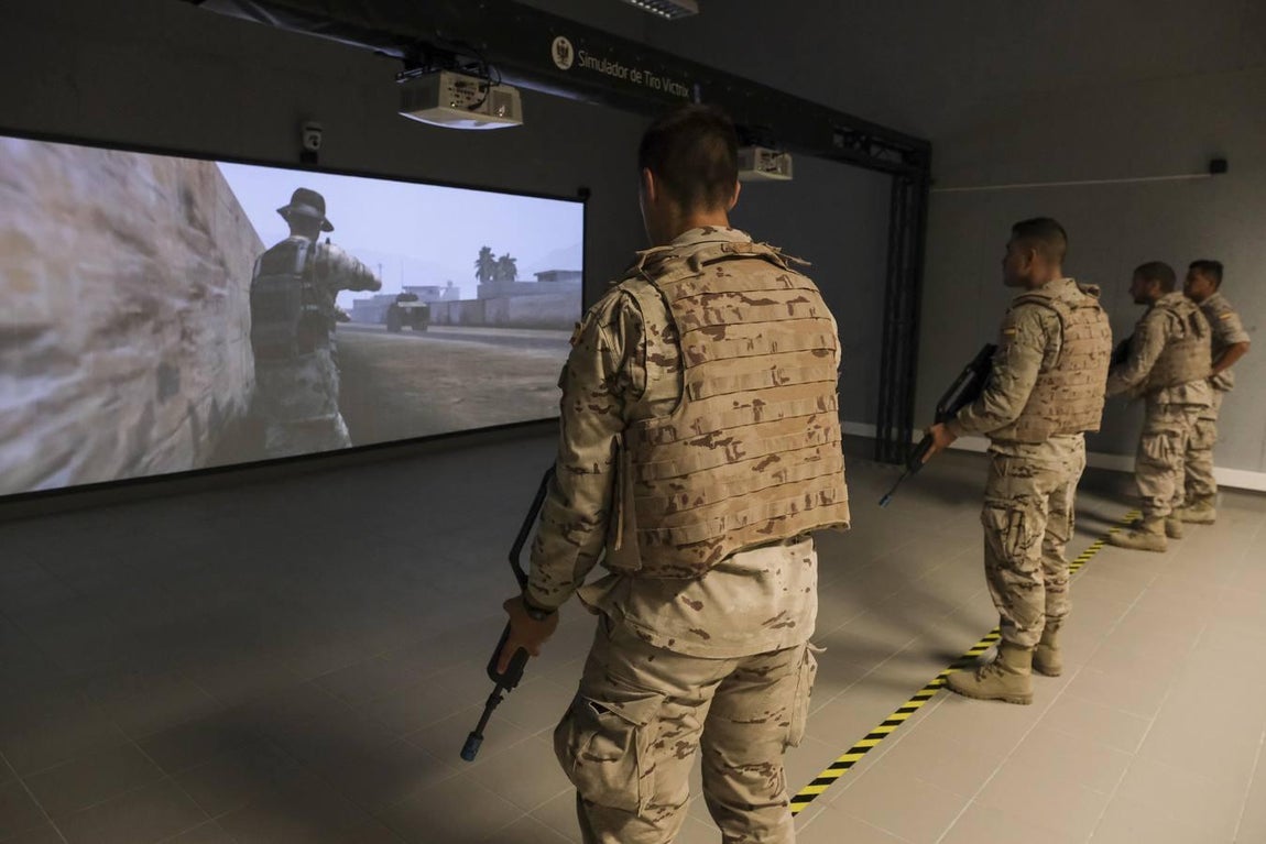 Fotos: galería y simulador de tiro del Tercio de Armada