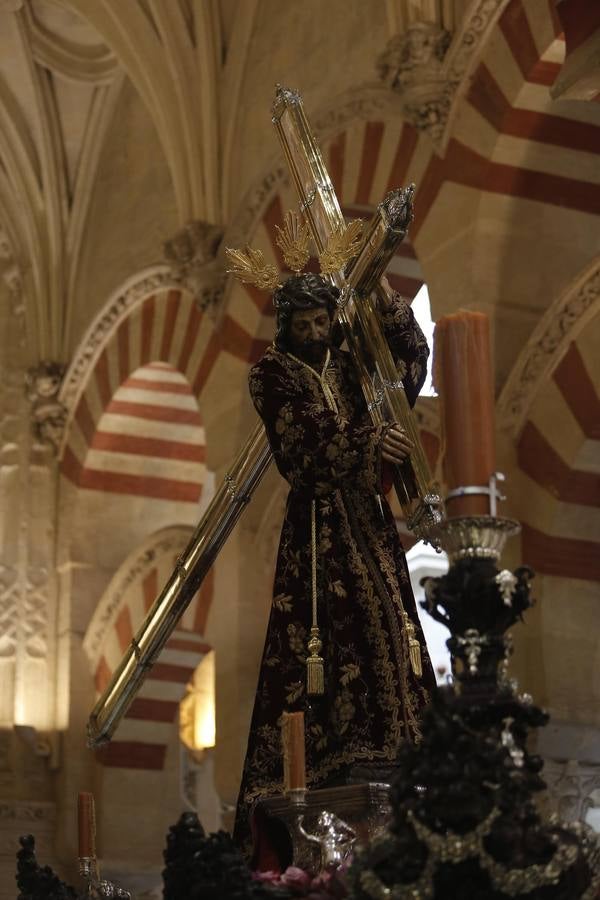 La magna exposición de Córdoba «Por tu Cruz redimiste el mundo», en imágenes