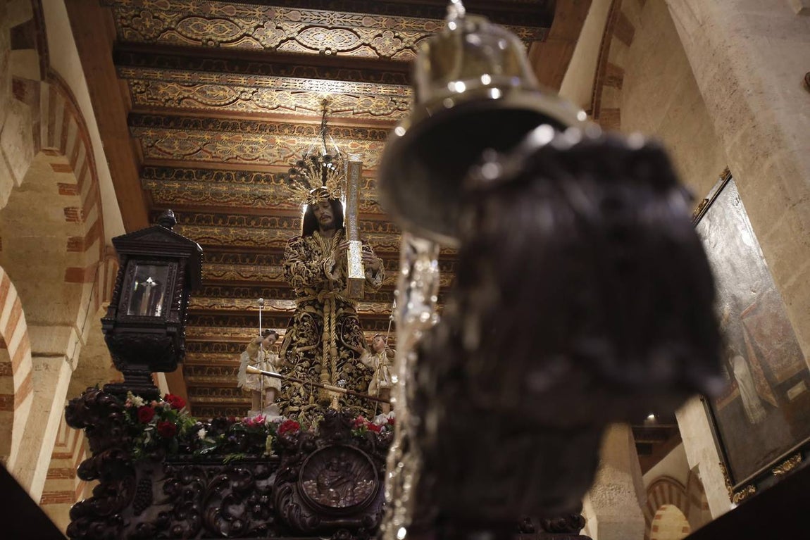 La magna exposición de Córdoba «Por tu Cruz redimiste el mundo», en imágenes